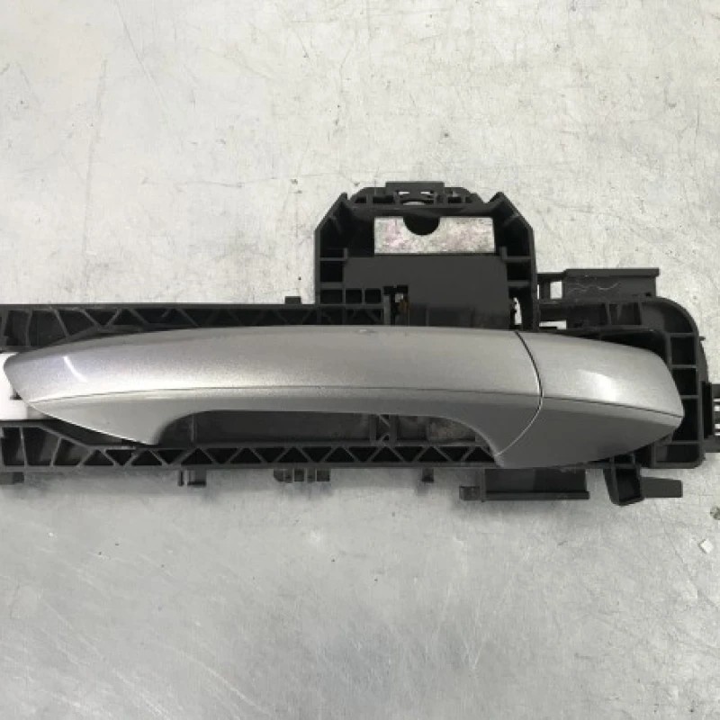 Maner usa dreapta fata / Mercedes-Benz E Class W212 2012 / Caroserie, oglinzi si faruri