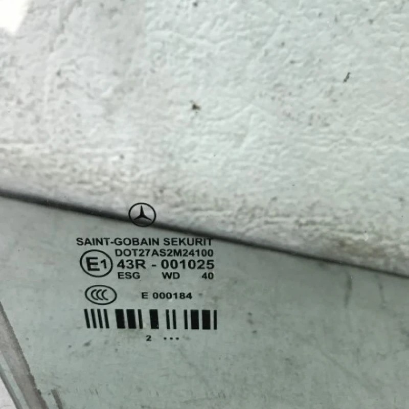 Geam dreapta spate / Mercedes-Benz E Class W212 2012 / Caroserie, oglinzi si faruri