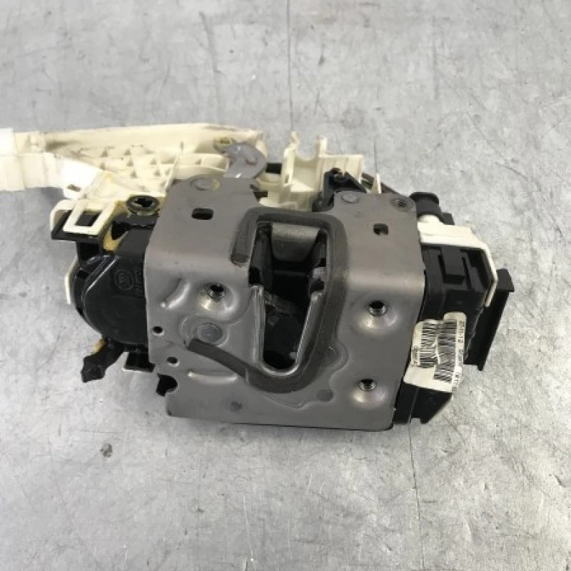 Iala broasca usa dreapta spate / Mercedes-Benz E Class W212 2012 / Caroserie, oglinzi si faruri