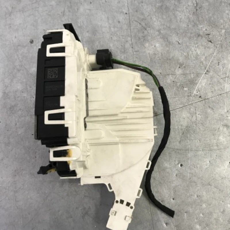 Iala broasca usa dreapta spate / Mercedes-Benz E Class W212 2012 / Caroserie, oglinzi si faruri