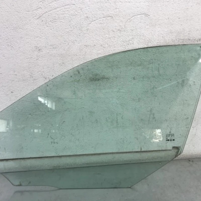Geam stanga fata / Mercedes-Benz E Class W212 2012 / Caroserie, oglinzi si faruri