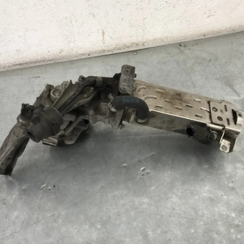 Racitor gaze egr / Mercedes-Benz E Class W212 2012 / Motor, racire si evacuare