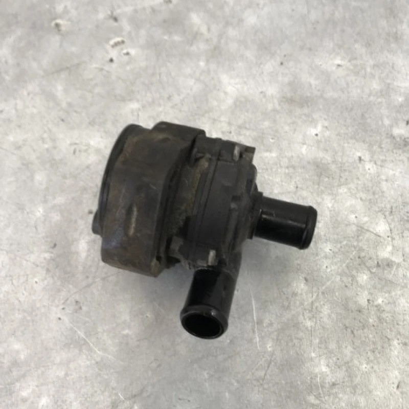 Pompa auxiliara recirculare apa Mercedes-Benz E Class W212 2012