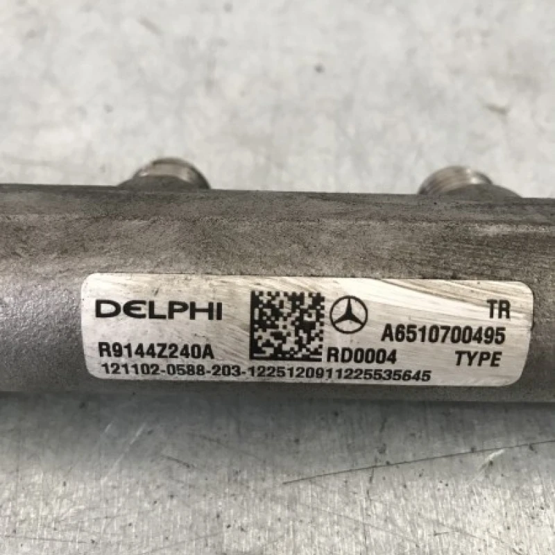 Rampa injectoare cu senzor / Mercedes-Benz E Class W212 2012 / Motor, racire si evacuare