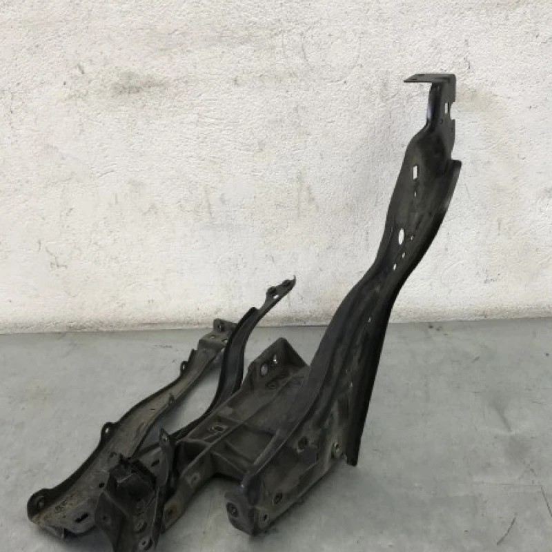 Suport far stanga / Mercedes-Benz E Class W212 2012 / Caroserie, oglinzi si faruri