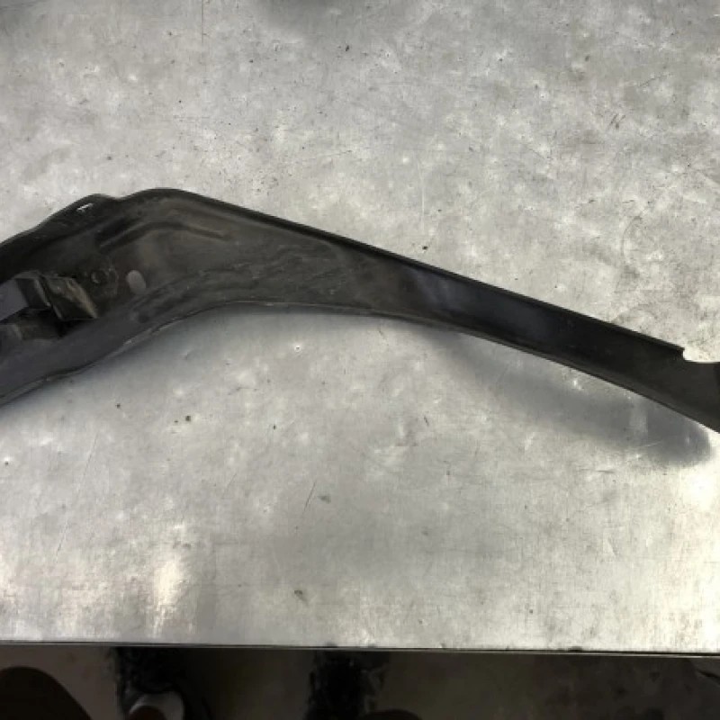 Suport far stanga / Mercedes-Benz E Class W212 2012 / Caroserie, oglinzi si faruri