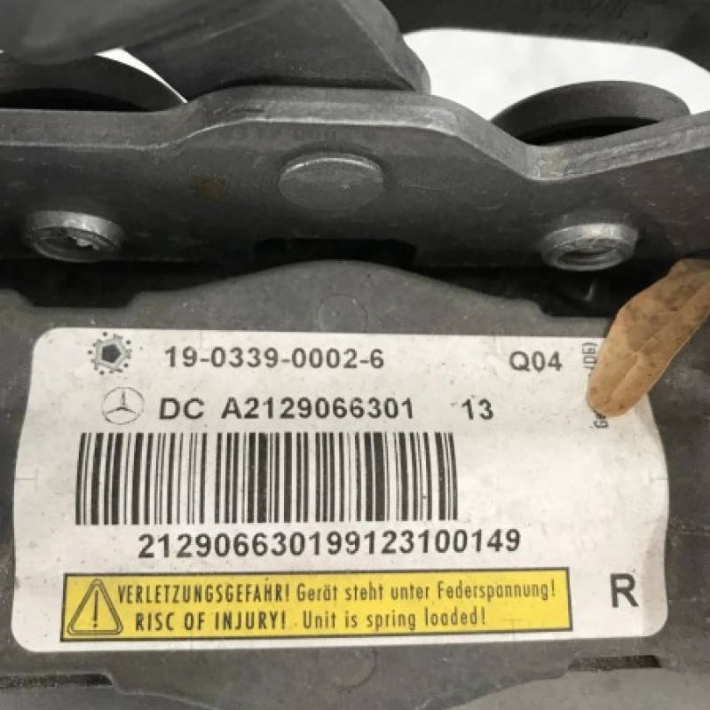 Actuator balama capota dreapta / Mercedes-Benz E Class W212 2012 / Caroserie, oglinzi si faruri