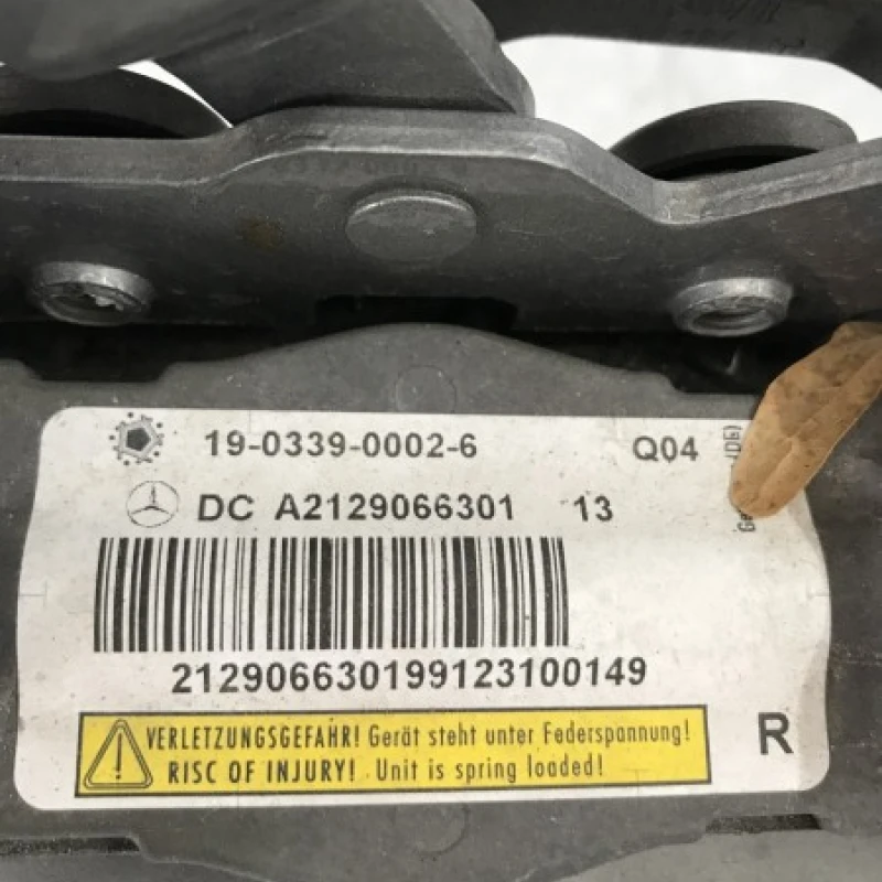 Actuator balama capota dreapta / Mercedes-Benz E Class W212 2012 / Caroserie, oglinzi si faruri