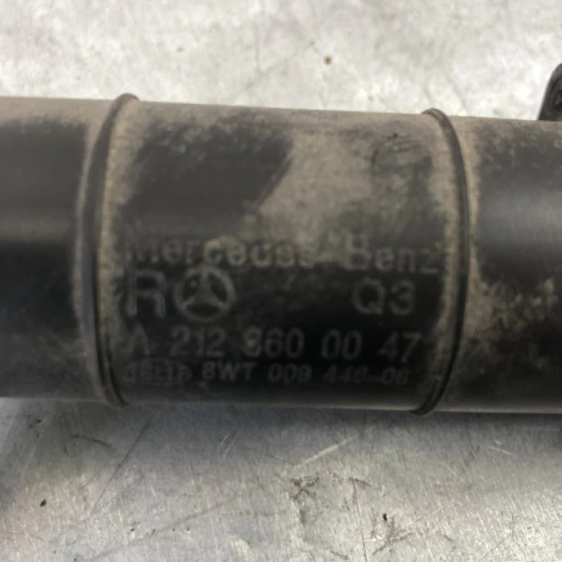 Spalator far dreapta / Mercedes-Benz E Class W212 2012 / Caroserie, oglinzi si faruri