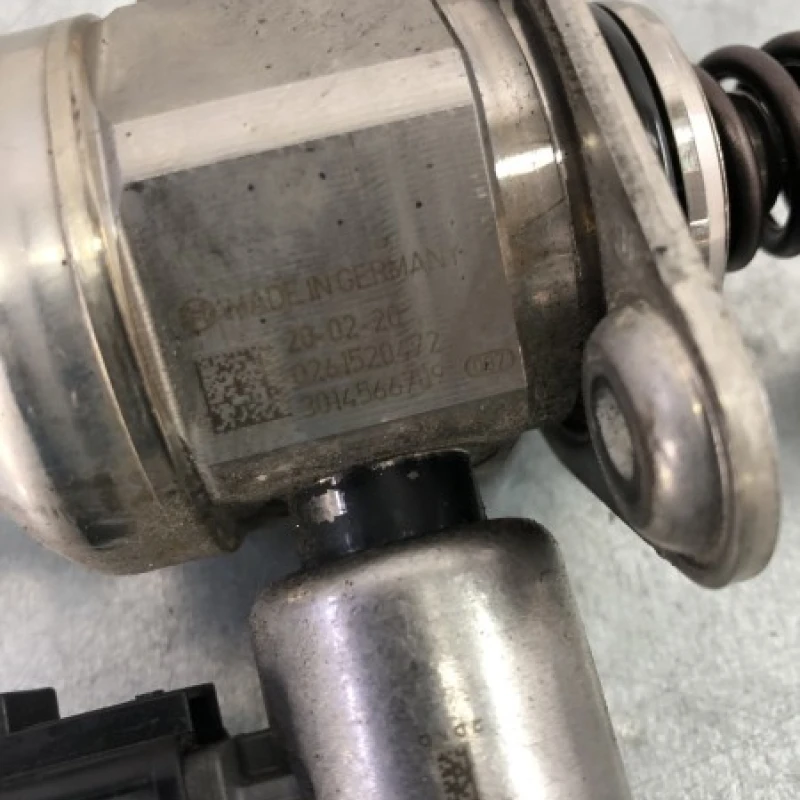 Pompa combustibil / Volkswagen Passat B6 2008 / Motor, racire si evacuare