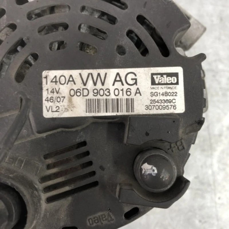 Alternator / Volkswagen Passat B6 2008 / Motor, racire si evacuare