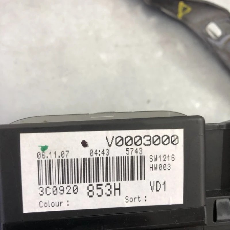 Ceas bord / Volkswagen Passat B6 2008 / Audio si electronice