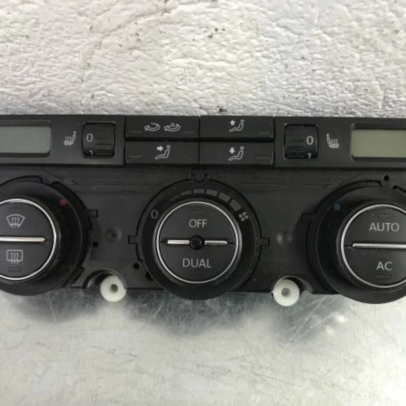 Panou climatronic Volkswagen Passat B6 2008