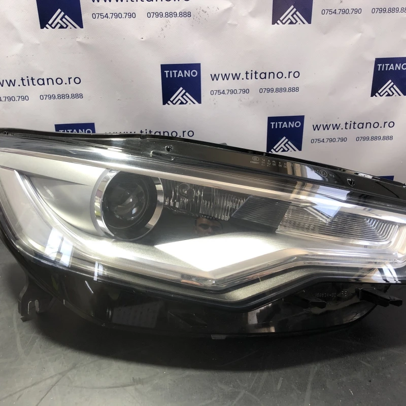 Far dreapta xenon / Audi A6 C7 2014 / Caroserie, oglinzi si faruri