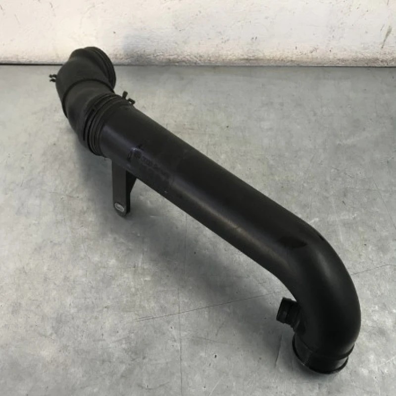 Tub intercooler / Volkswagen Passat B6 2008 / Motor, racire si evacuare