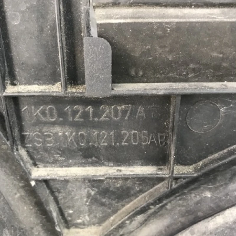 Electroventilator / Volkswagen Passat B6 2008 / Motor, racire si evacuare