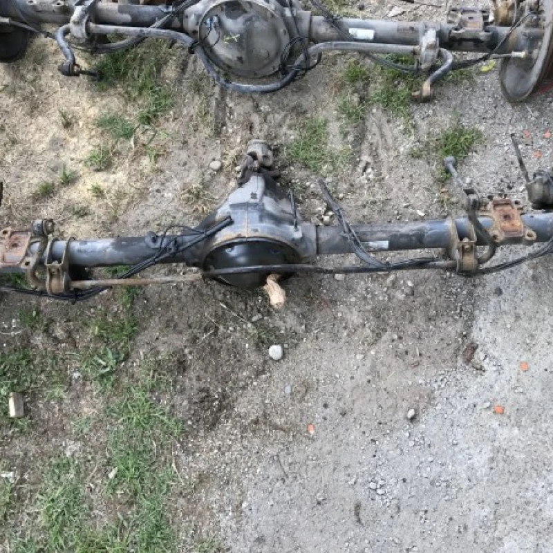 Punte spate raport 4.182 / Volkswagen Crafter  2010 / Caroserie, oglinzi si faruri