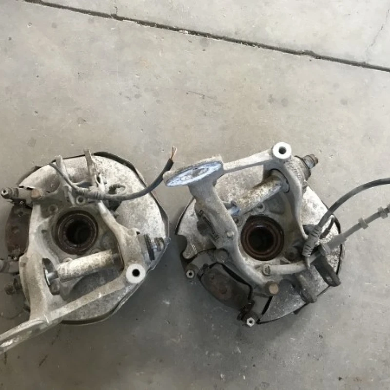 Fuzeta stanga spate / Audi A4 B8 2010 / Directie si suspensie