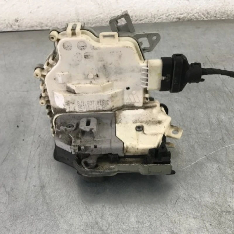 Iala broasca usa dreapta fata Audi 