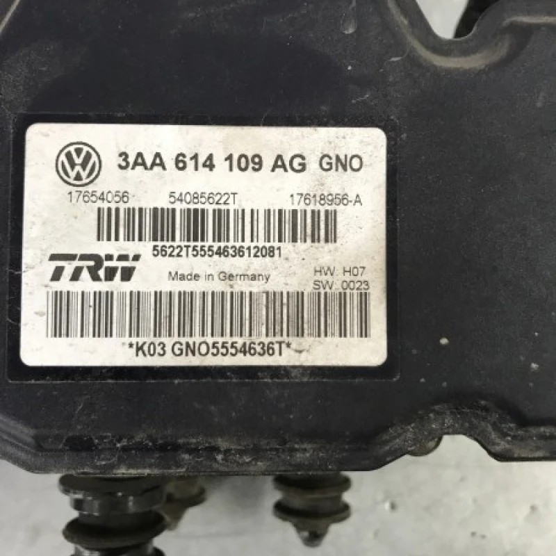 Pompa abs / Volkswagen Passat B7 2012 / Frane
