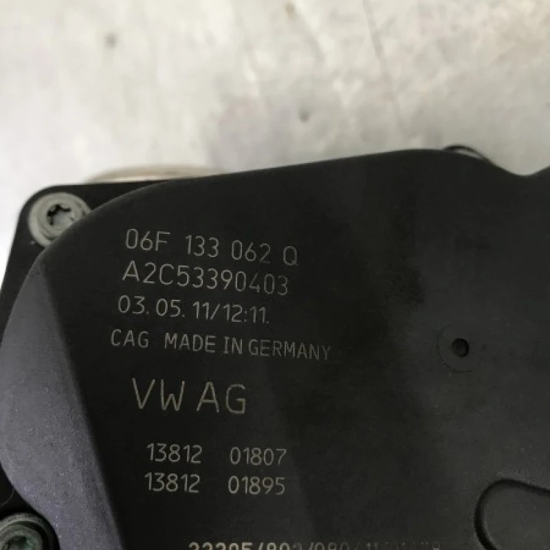 Clapeta de acceleratie / Audi A4 B8 2012 / Motor, racire si evacuare