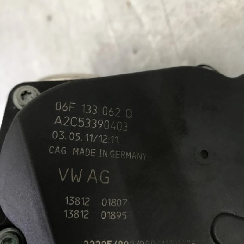 Clapeta de acceleratie / Audi A4 B8 2012 / Motor, racire si evacuare