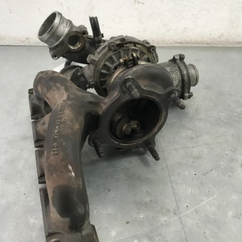 Turbosuflanta turbo turbina / Audi A4 B8 2012 / Motor, racire si evacuare
