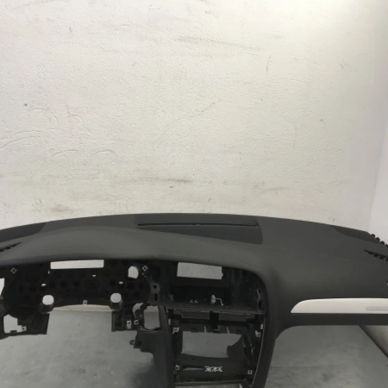 Plansa bord Audi 