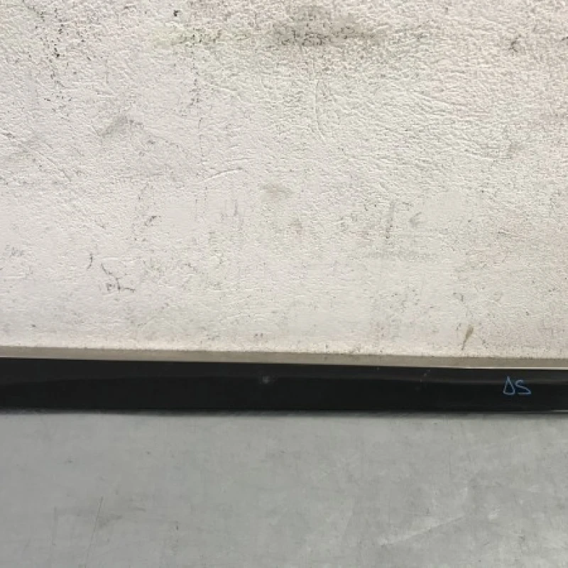 Bandou usa dreapta spate Mercedes-Benz 