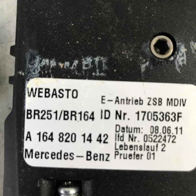 Motoras trapa electrica / Mercedes-Benz GL Class X164 2012 / Caroserie, oglinzi si faruri