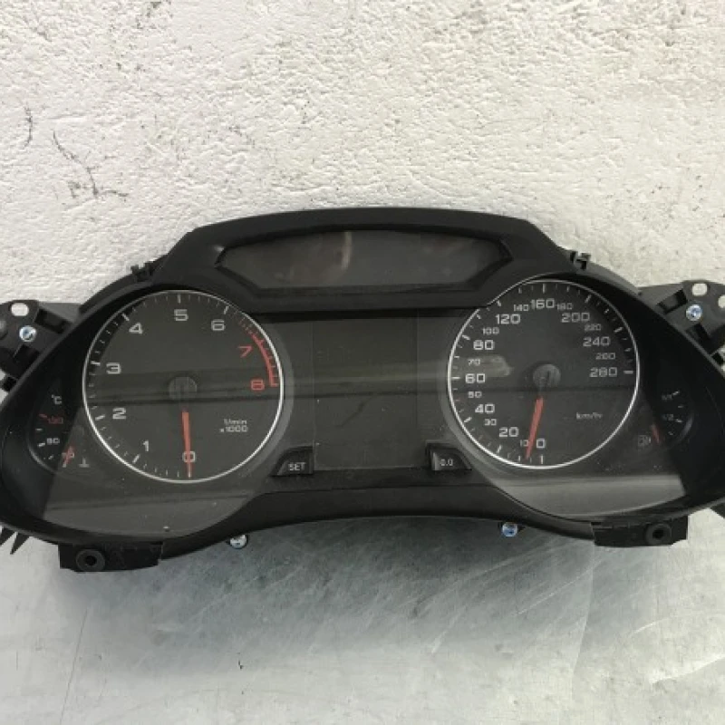Ceas bord Audi 