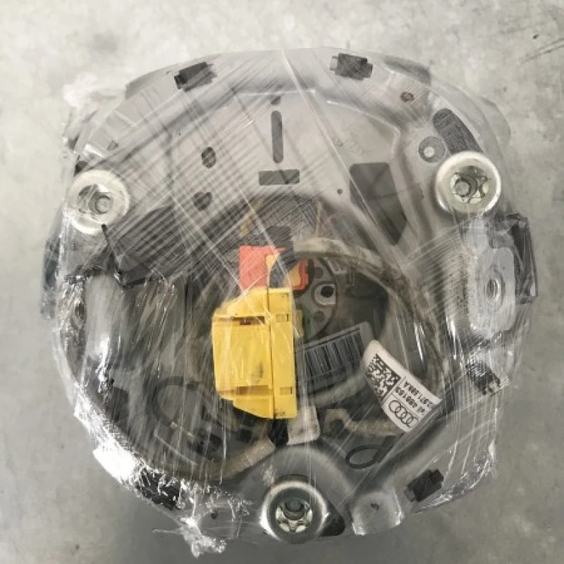 Airbag volan / Audi A4 B8 2012 / Interior