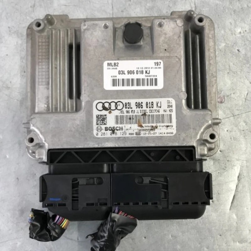 Calculator motor ecu / Audi A4 B8 facelift 2013 / Audio si electronice