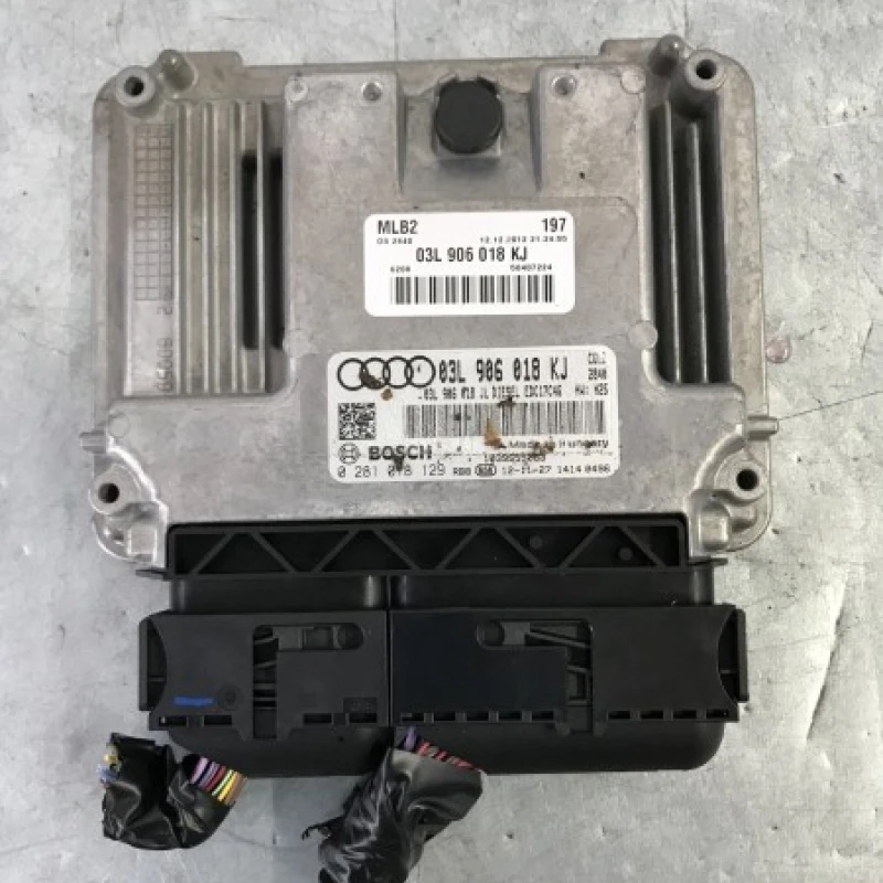 Calculator motor ecu Audi 