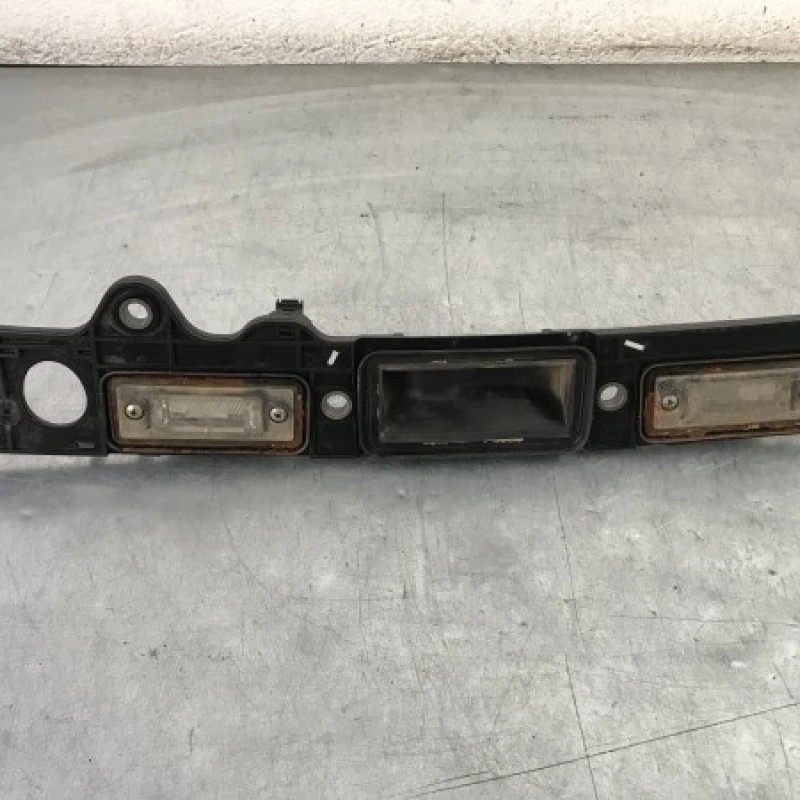 Maner deschidere haion Volkswagen Passat B6 2010