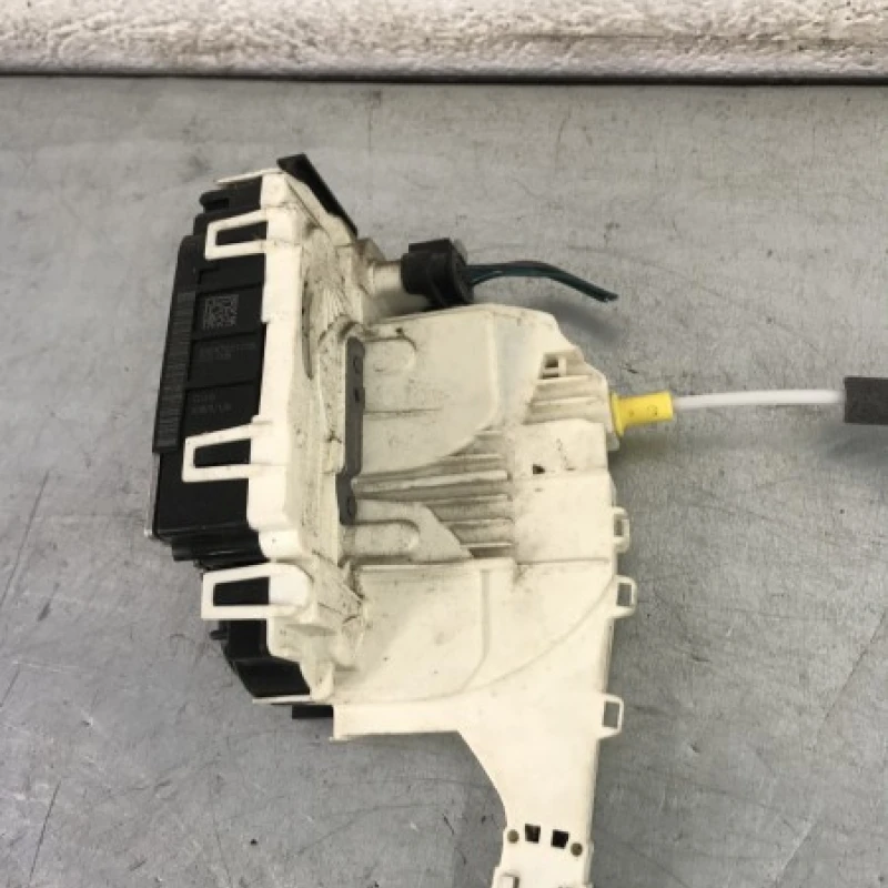 Iala broasca usa dreapta fata Volkswagen 