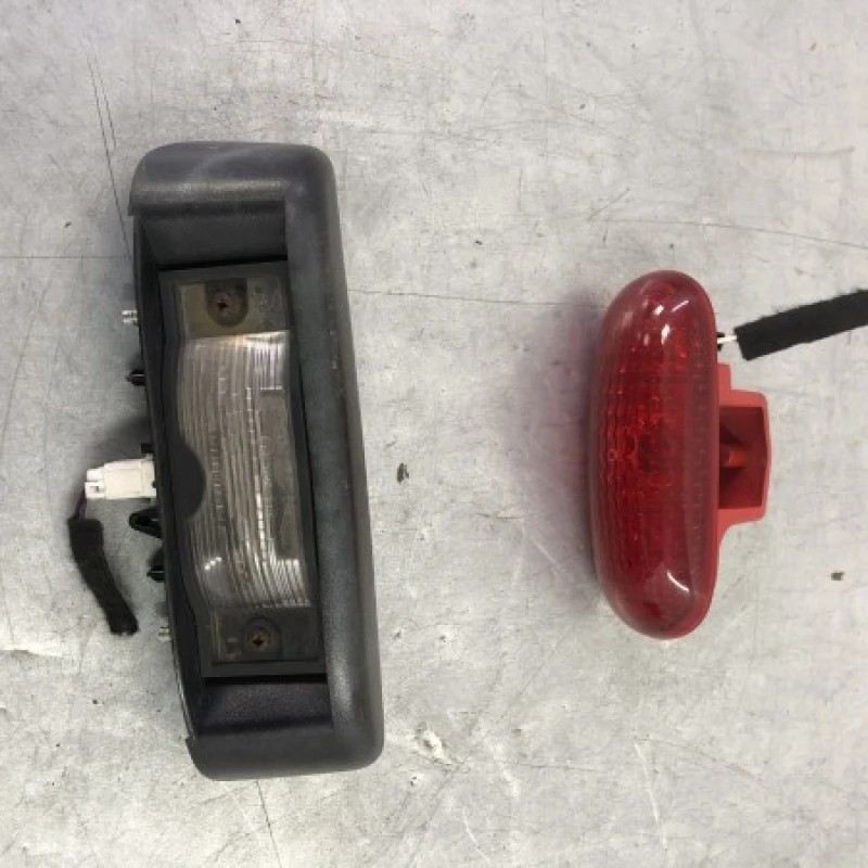 Lampa semnalizare / Opel Vivaro Vivaro A 2012 / Caroserie, oglinzi si faruri