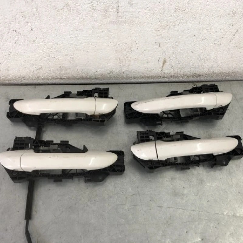 Manere fata spate Volkswagen Passat B6 2010