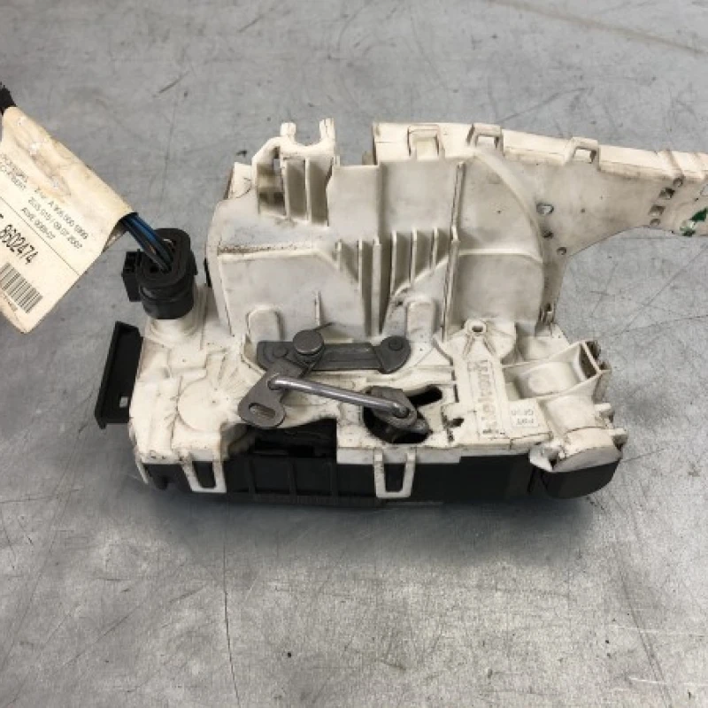 Iala usa stanga dreapta Volkswagen 