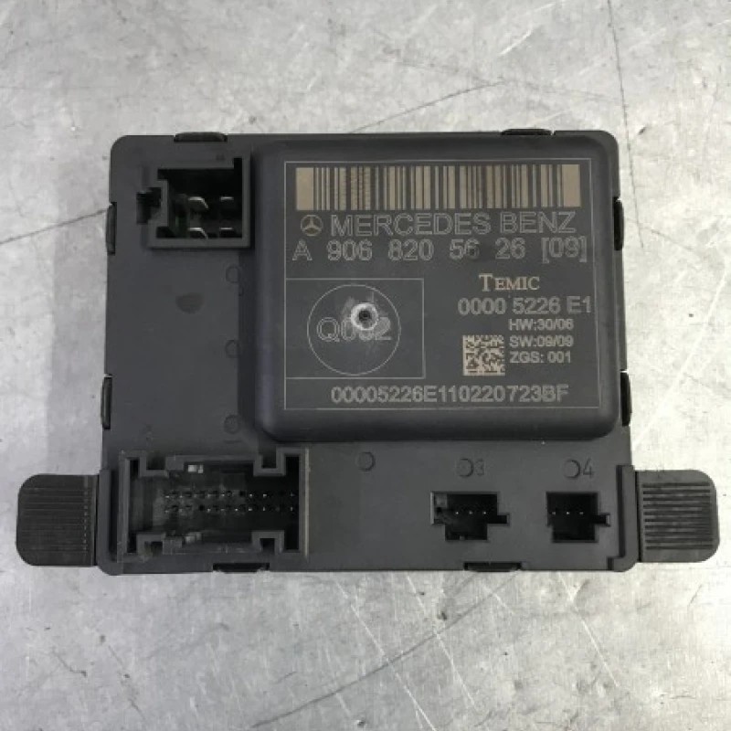 Modul usa stanga fata / Volkswagen Crafter 2E/2F 2008 / Caroserie, oglinzi si faruri