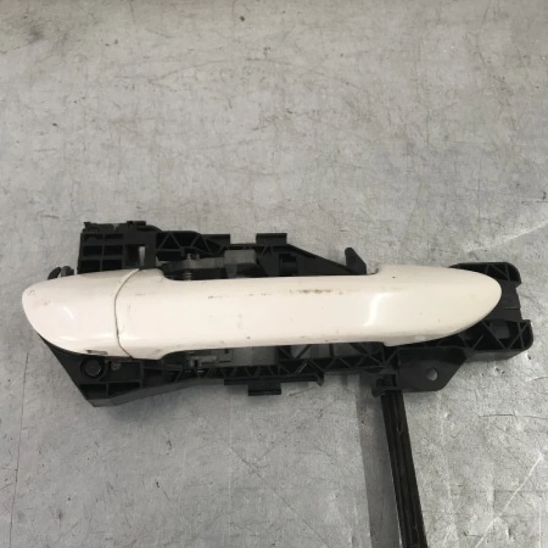 Maner usa dreapta spate / Volkswagen Passat B6 2010 / Caroserie, oglinzi si faruri