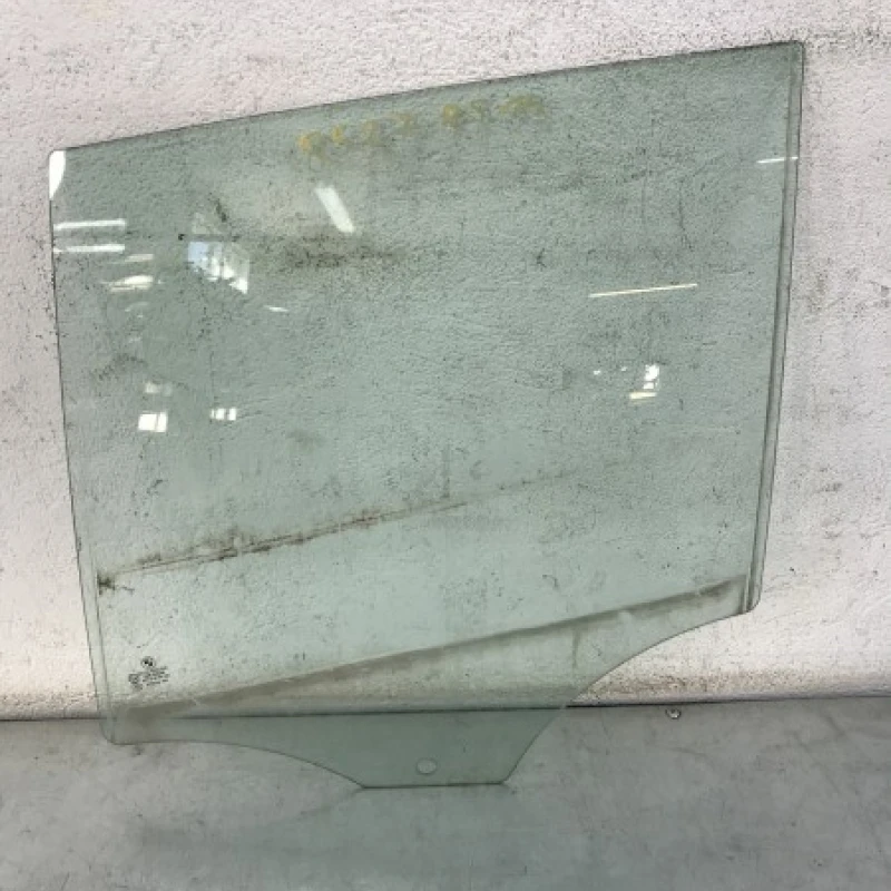 Geam stanga spate BMW 