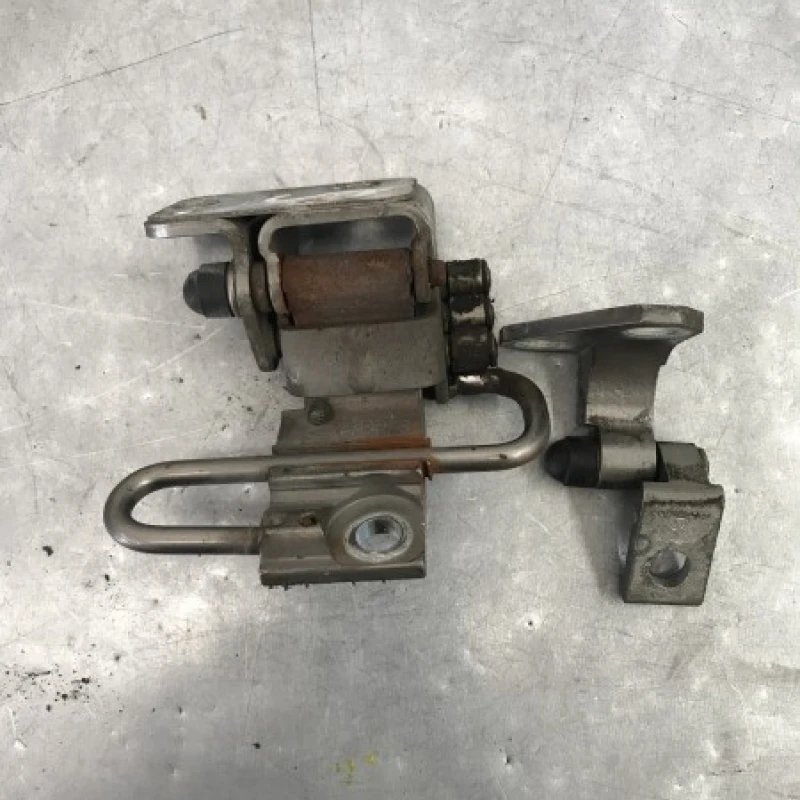 Balamale usa stanga fata Volkswagen 
