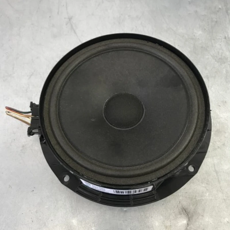 Boxa usa spate Volkswagen 