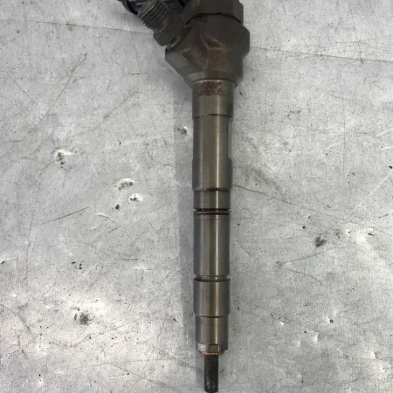 Injector / Volkswagen Passat CC 2011 / Motor, racire si evacuare