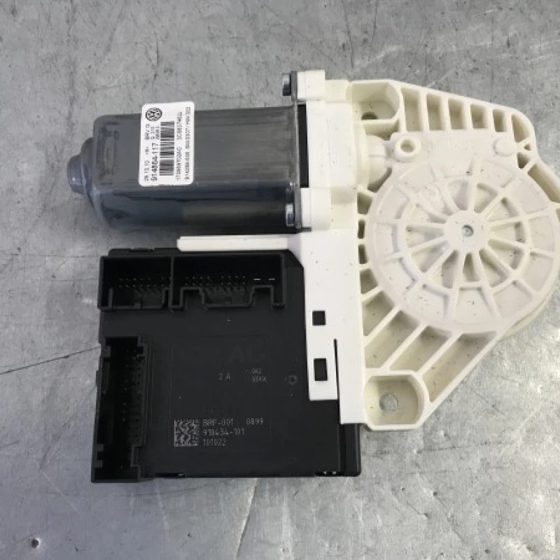 Modul confort usa dreapta fata / Volkswagen Passat CC 2011 / Caroserie, oglinzi si faruri