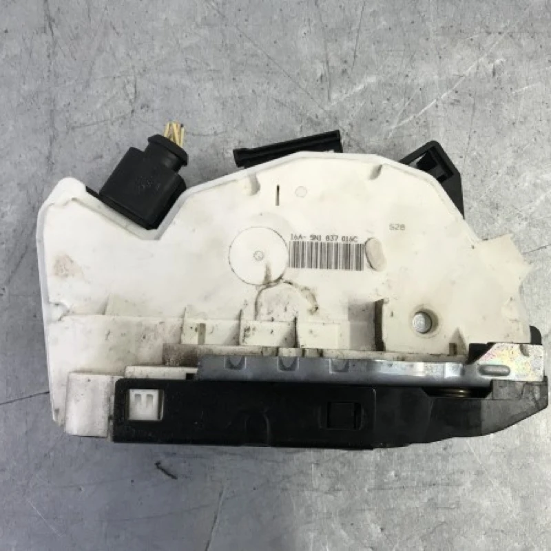 Iala broasca usa dreapta fata Volkswagen 