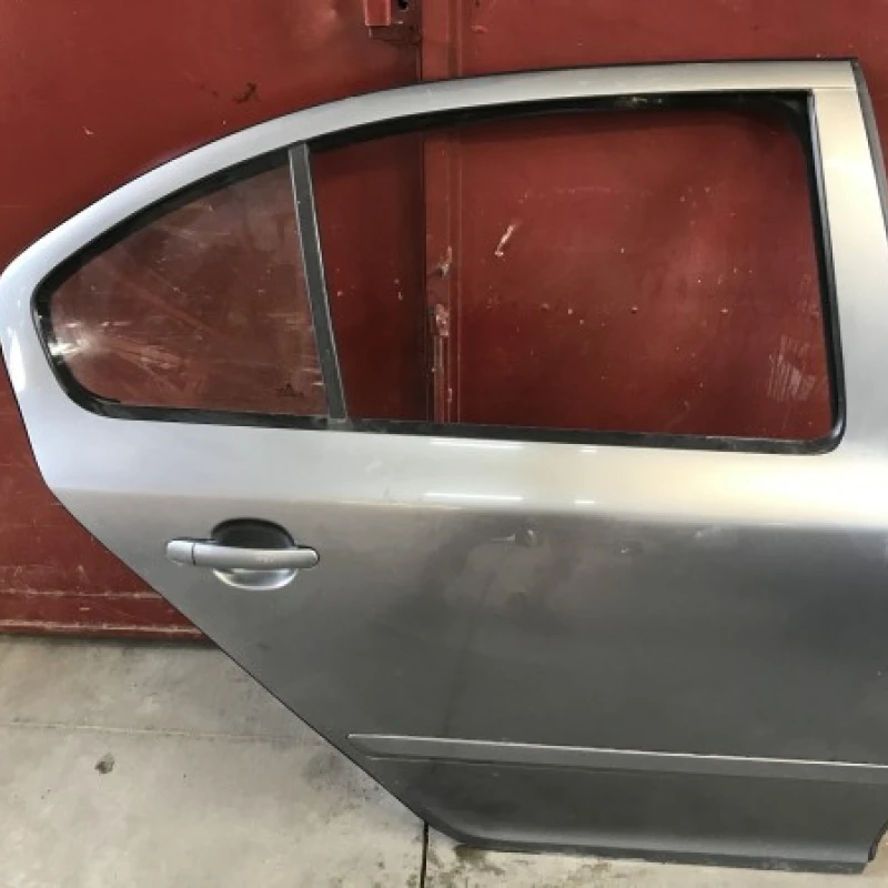 Usa dreapta spate Skoda 