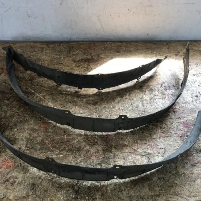 Carenaj bandou fata spate Nissan Navara D22 2002