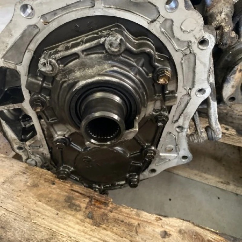 Cutie de transfer diferential fata / Nissan Navara D22 2002 / Cutie viteze, ambreiaj, transmisie